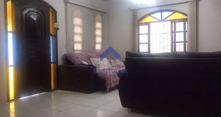 Casa com 3 quartos à venda na Rua Marcônia, 62, Vila das Jabuticabeiras, Taubaté
