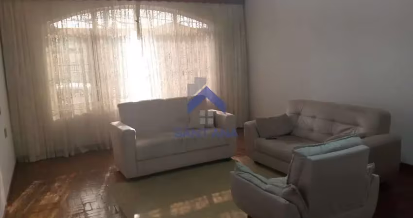 Casa com 4 quartos à venda na Professor Cesídio Ambrogi, --, Independência, Taubaté