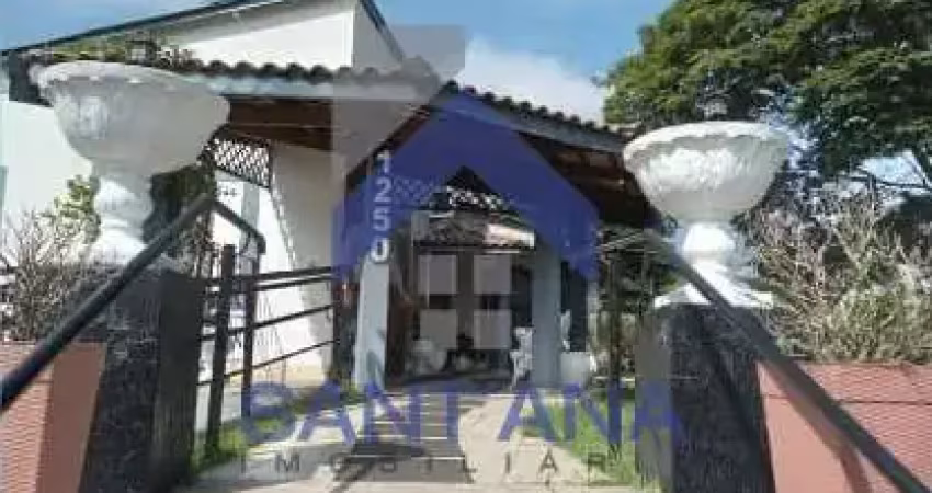 Casa de 420m² com 6 salas na vila nossa senhora das graças em taubaté /sp