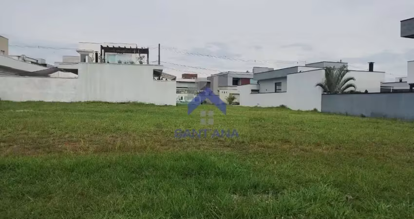 Terreno de 758m² no residencial ouroville no quiririm em taubaté/sp