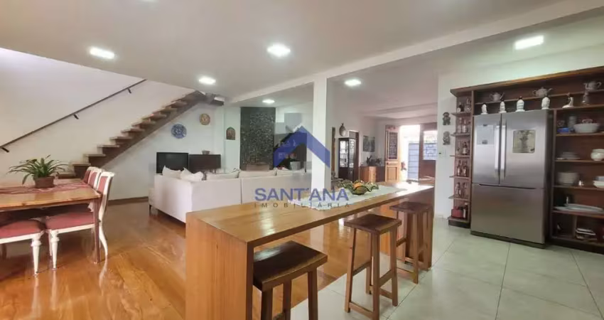 Sobrado de 300m² com 5 dormitorios sendo 2 suites na independência em taubaté