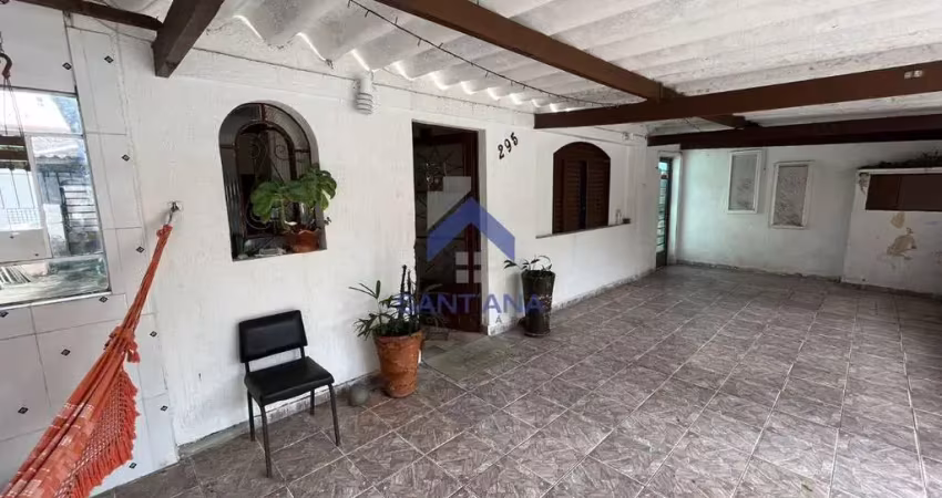 Casa de 170m² com 3 dormitórios sendo 1 suíte no barranco em taubaté/sp