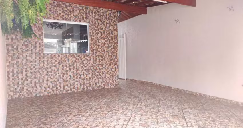 Casa de 70m² com 2 dormitórios sendo 1 suíte no bairro vista alegre em taubaté/sp