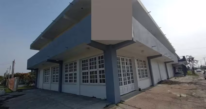 Prédio comercial à venda no centro de imbé com sacada - 520m²