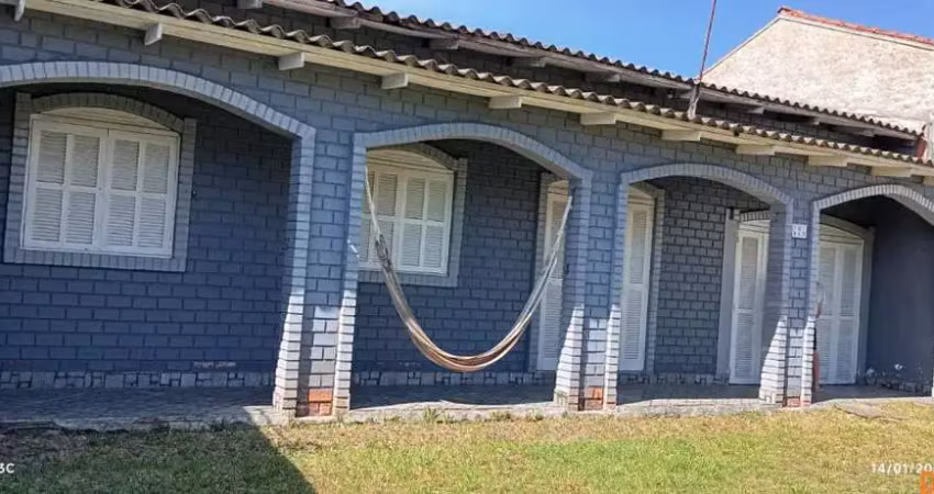 Casa com 3 quartos à venda no Centro, Imbé 