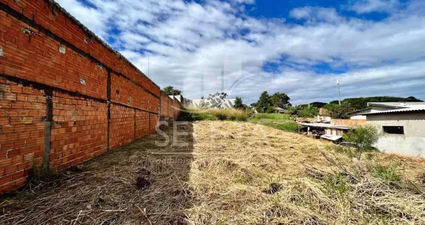 Terreno à venda na Rua Presidente Bernardes, 4720, Canadá, Cascavel