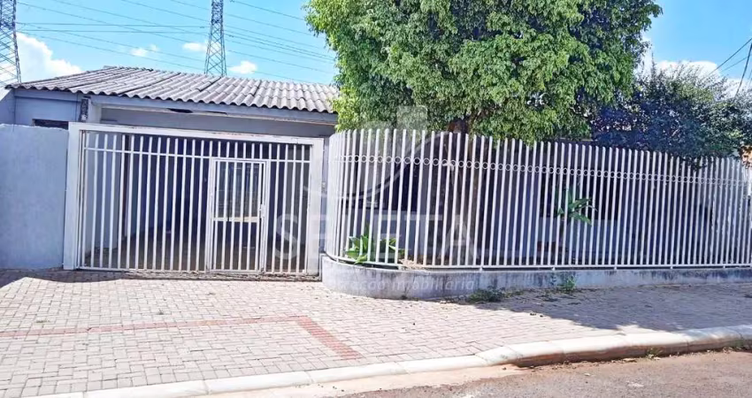 Casa térrea com edícula para locação no bairro parque verde.