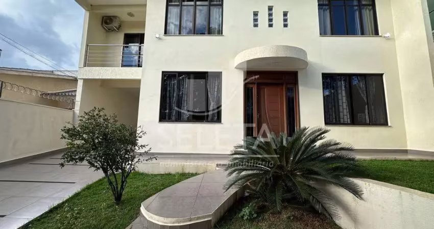 Sobrado com 04 dormitórios para locação no bairro country, cascavel, pr