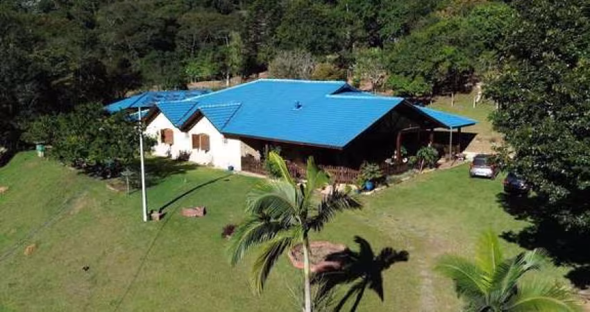 VALOR REDUZIDO! Sítio com 65.000m² e Lago em Nazaré Paulista - Escritura!!!