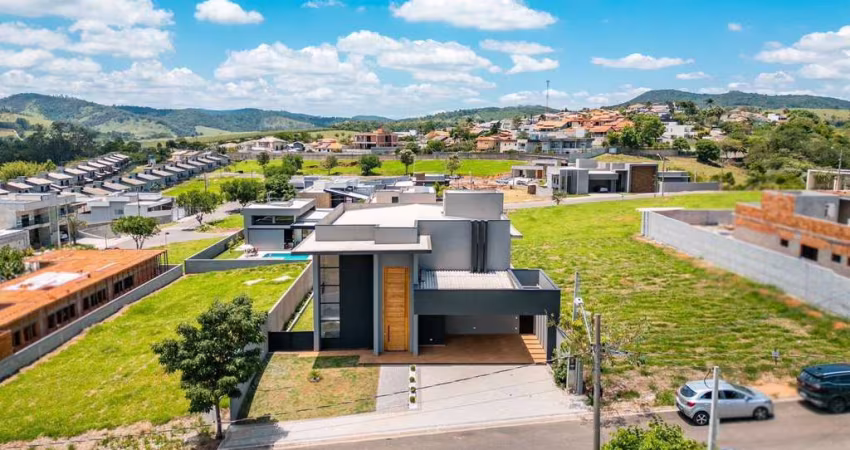 Casa à venda em Condomínio Fechado na região de Atibaia! OPORTUNIDADE!