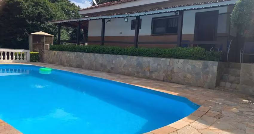 Bela chácara em atibaia 3900m²  analisa entrada  parcelas e carro $ 850mil
