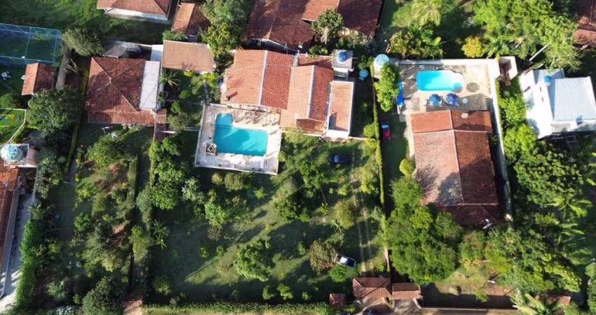 Linda Chácara em Atibaia/SP - Fácil Acesso 1997 m², R$930.000 Financiamento