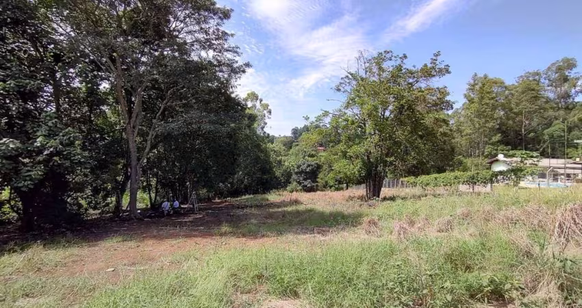 Terreno com 4.342m² em Atibaia - Condomínio próximo a represa!
