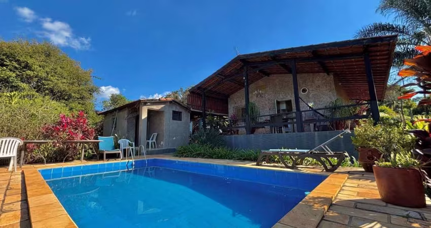 Chácara à venda em Atibaia - Ótima localização e apta à Financiamento!