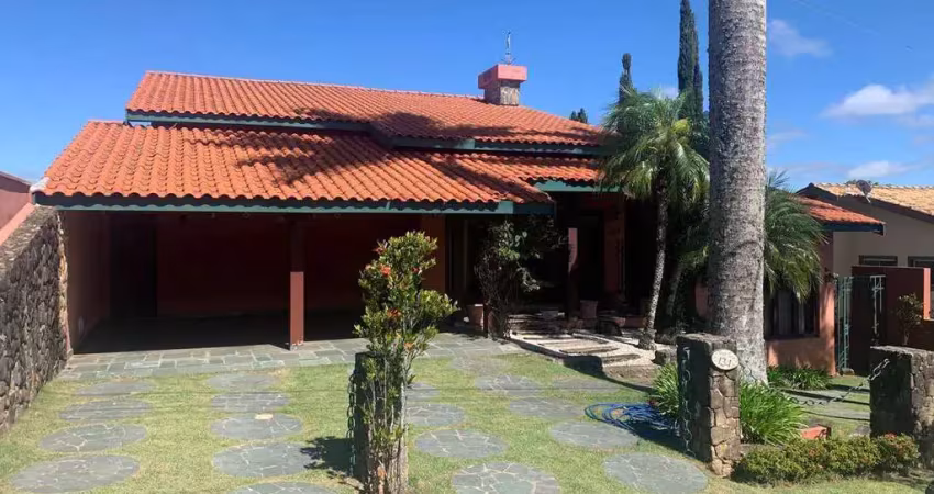 Oportunidade de chácara em condomínio fechado 10min do centro de atibaia!!