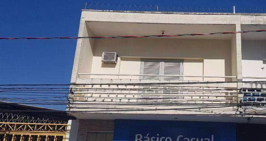 Casa comercial (parte superior de loja) já adaptada para escritório/clinica  para alugar por R$ 2.600,00 com  130 m² no Centro de Jundiaí.