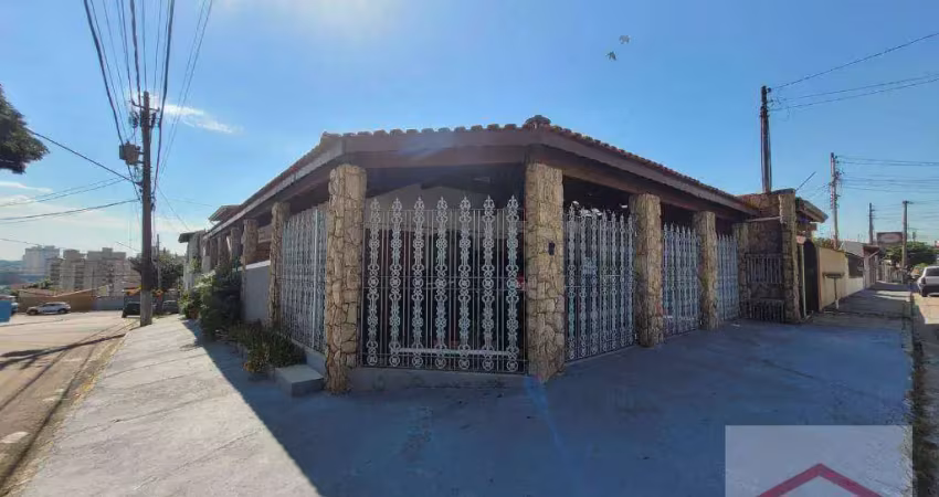 Casa térrea com 3 quartos, sendo 1 suíte - edícula - à venda, 270 m² por r$ 1.540.000 - retiro - jundiaí/sp