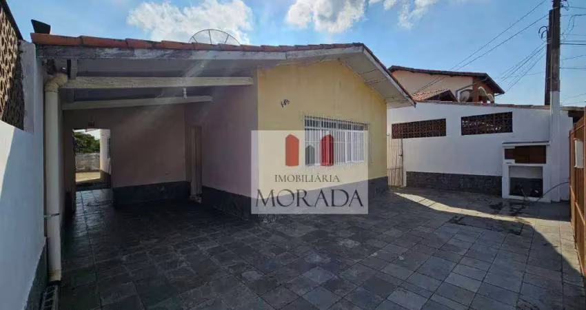 Casa terreno inteiro, em excelente localização no bosque dos eucaliptos