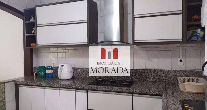 Sobrado com 3 dormitórios à venda, 142 m² por R$ 650.000,00 - Jardim Del Rey - São José dos Campos/SP