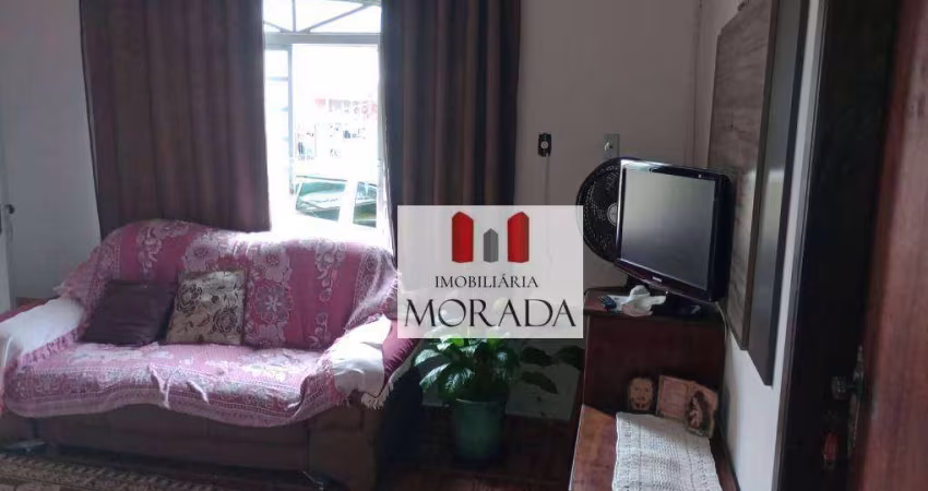 Casa terreno inteiro com Edícula
