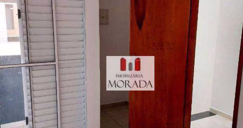 Sobrado de 3 quartos em condomínio