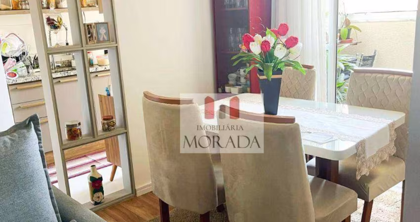 Lindo apartamento em condomínio clube