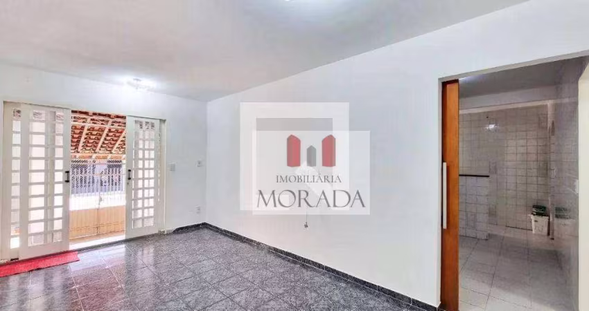 Casa com 3 dormitórios para alugar por R$ 3.300/mês - Parque Industrial - São José dos Campos/SP