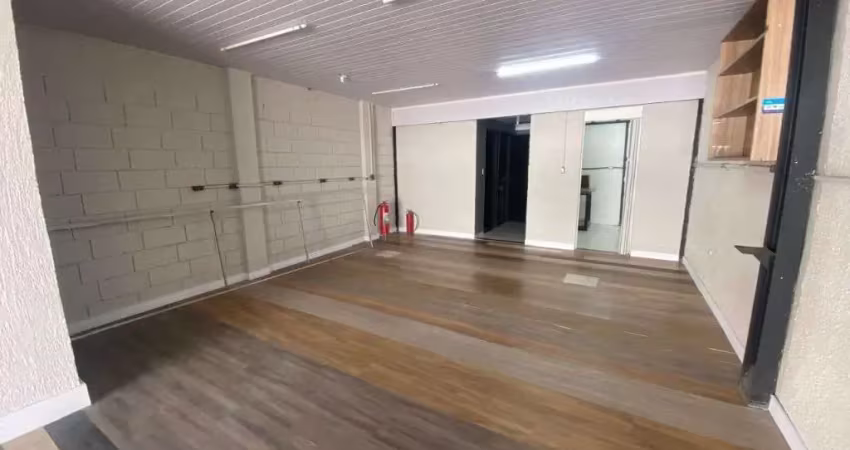 Galpão para alugar, 70 m² por r$ 2.000,00/mês - jardim satélite - são josé dos campos/sp