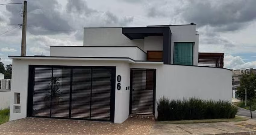 CASA À VENDA TOTALMENTE MOBILIADA NO JD. IBIRAPUERA EM CAMPINAS-SP
