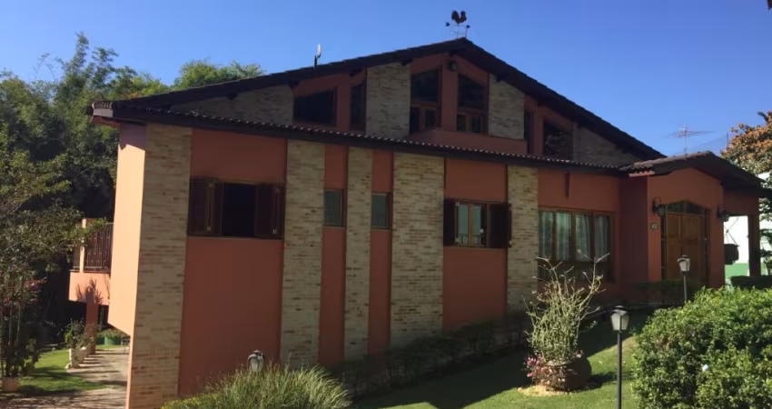 LINDA CASA PRÓXIMO AO THE SQUARE E DONA DEOLA