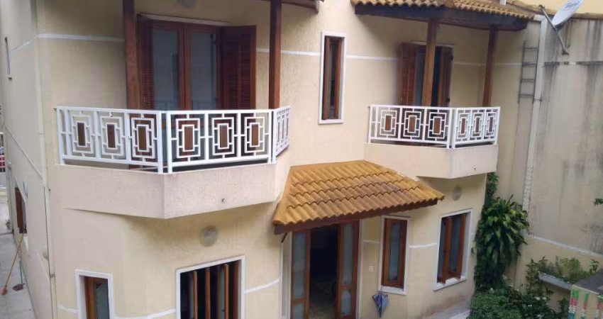 Sobrado com 3 dormitórios à venda, 305 m² por R$ 1.275.000,00 - Jardim Santa Clara - Guarulhos/SP