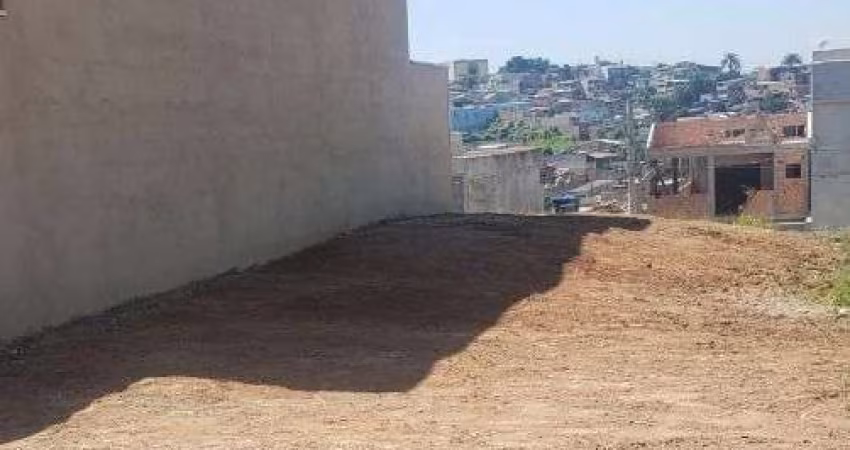 Terreno à venda, 140 m² por R$ 165.000 - Cidade Soberana - Guarulhos/SP