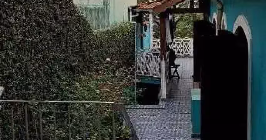 Casa com 3 dormitórios à venda, 239 m² por R$ 750.000,00 - Parque Continental II - Guarulhos/SP