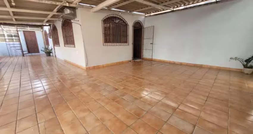 Casa com 1 quarto à venda na Rua Santa Maria, 1411, das Laranjeiras, Serra