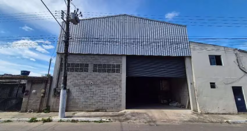 Barracão / Galpão / Depósito para alugar na Rua Natal, 438, Alterosas, Serra
