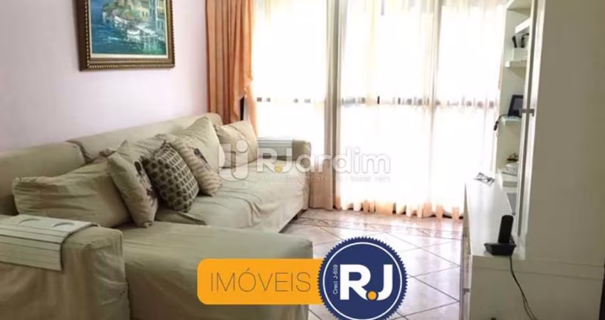 Apartamento com 3 quartos à venda na Rua Caçapava, Grajaú, Rio de Janeiro