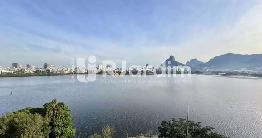 Apartamento com 4 quartos para alugar na Avenida Epitácio Pessoa, Lagoa, Rio de Janeiro