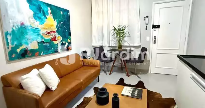Apartamento com 1 quarto para alugar na Travessa Angrense, Copacabana, Rio de Janeiro