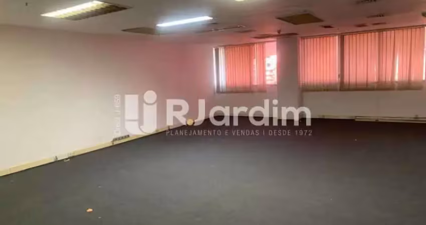 Sala comercial com 1 sala para alugar na Rua Voluntários da Pátria, Botafogo, Rio de Janeiro