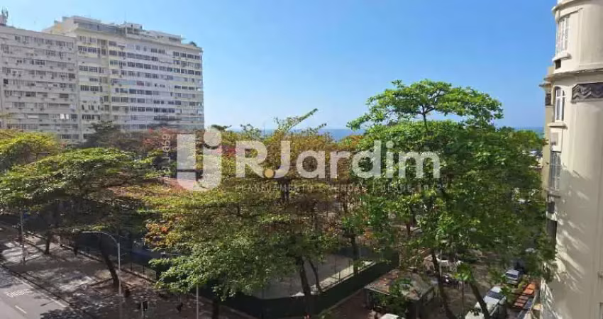 Apartamento com 3 quartos para alugar na Avenida Nossa Senhora de Copacabana, Copacabana, Rio de Janeiro