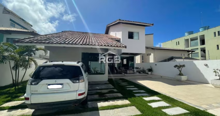Casa 4/4 sendo 3 suítes em Vilas do Atlântico R$ 1.650.000,00