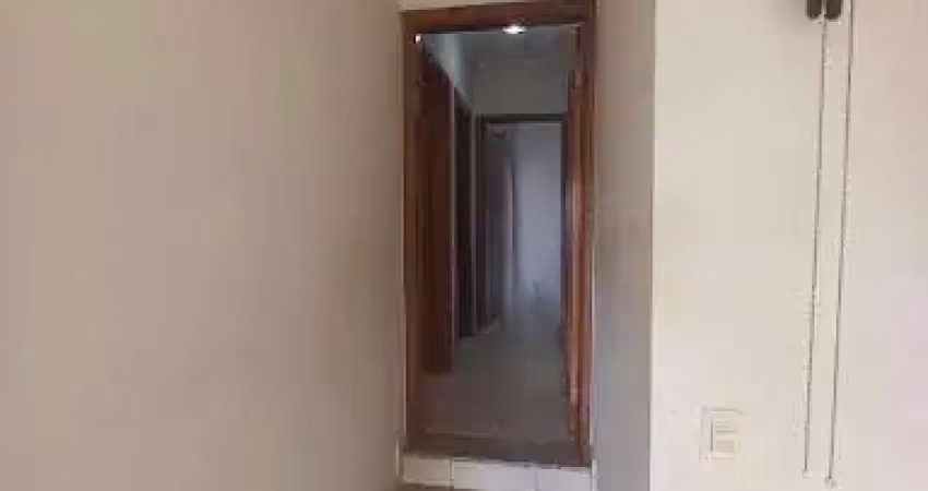 Casa em itatiba 5 dorm, 2 suítes e espaço externo aconchegante
