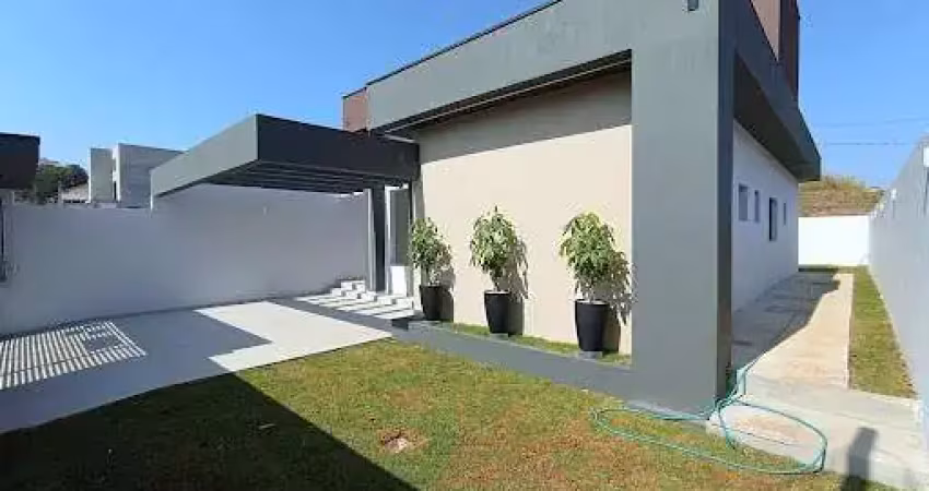 Casa com 3 quartos à venda na Rua Lauro Tafarelo, 490, Centro, Jarinu