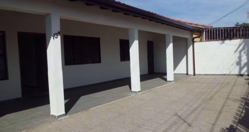 Casa com 3 dormitórios à venda, 140 m² por R$ 640.000,00 - Parque Cecap - Valinhos/SP