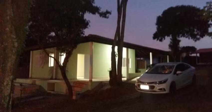 Chácara com 2 dormitórios à venda, 2000 m² por R$ 850.000,00 - Parque Valinhos - Valinhos/SP
