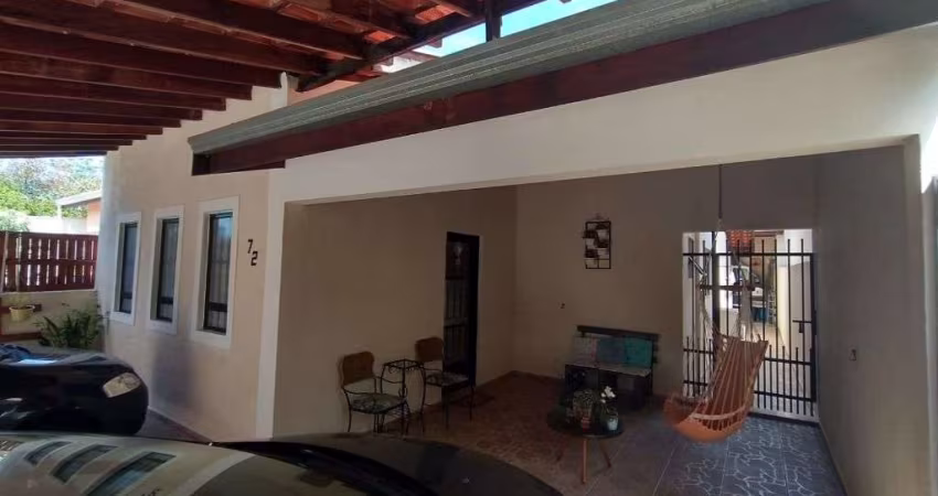 Casa com 2 dormitórios à venda, 160 m² por R$ 640.000,00 - Condomínio Tabatinga - Valinhos/SP