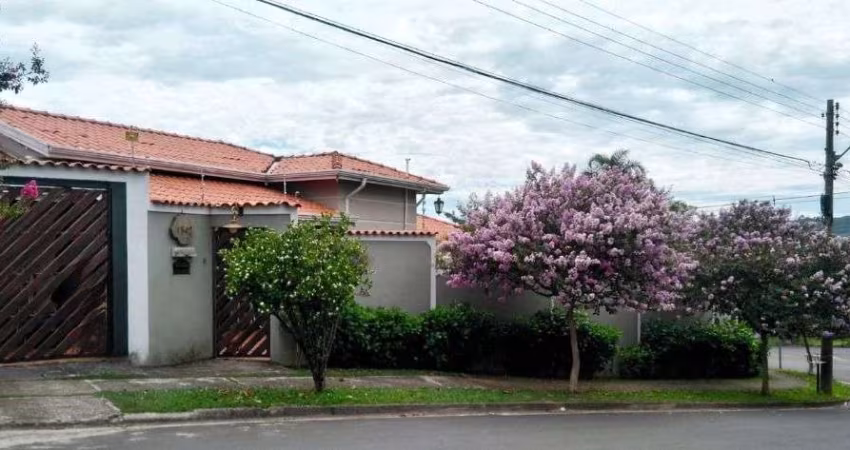 Casa com 3 dormitórios à venda, 170 m² por R$ 1.180.000,00 - Jardim Maria Ilydia - Valinhos/SP