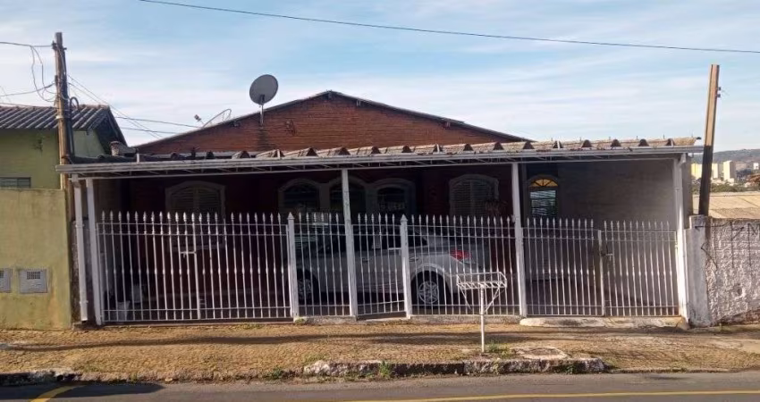 Casa com 2 dormitórios à venda, 163 m² por R$ 790.000,00 - Jardim Santo Antônio - Valinhos/SP