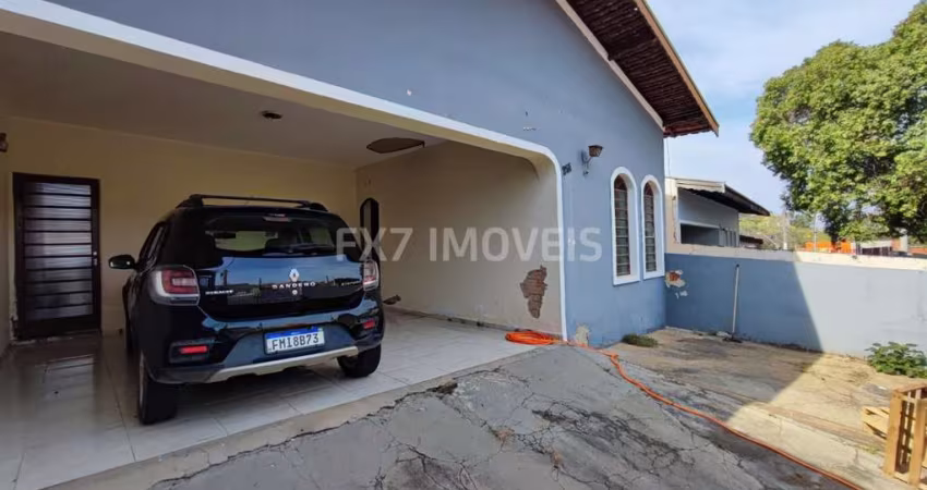 Casa a venda na região do Jardim Aurélia com 2 quartos com edícula atualmente locada nos fundos