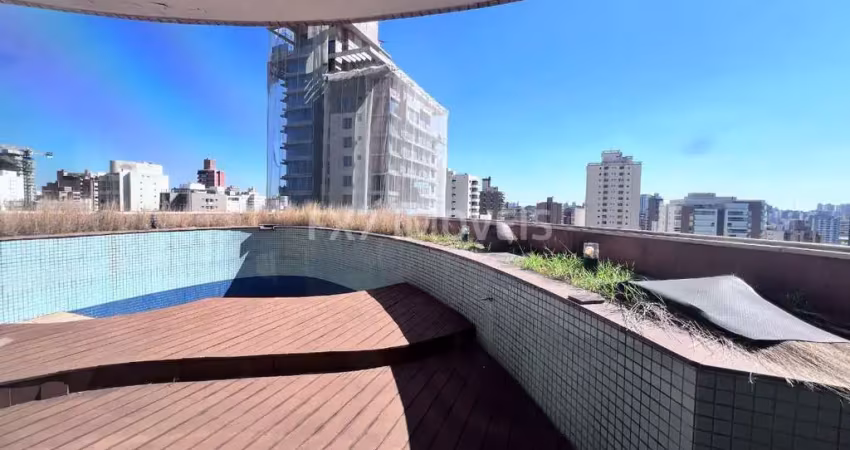 Cobertura com piscina em frente ao fritz no cambuí que estuda sua permuta